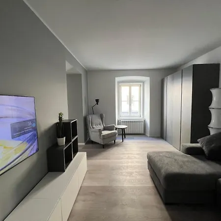 Corner House Apartament