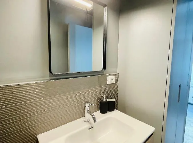 Corner House * Trieste