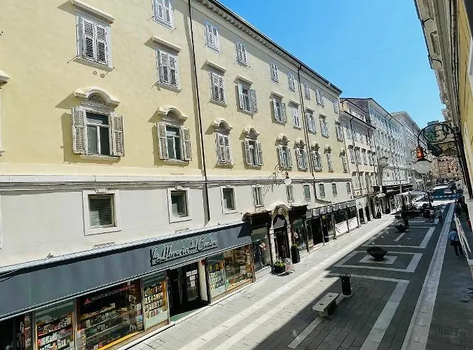 Corner House Trieste